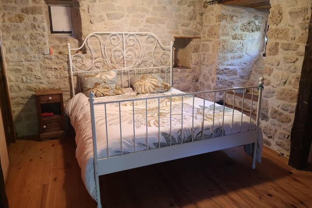 Maison Traditionnelle En Lozere Saint-Saturnin  Eksteriør bilde