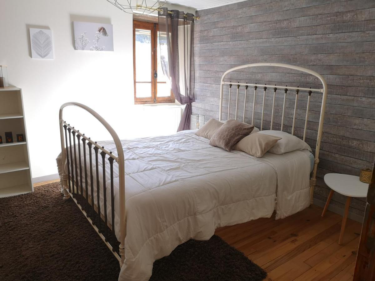 Maison Traditionnelle En Lozere Saint-Saturnin  Eksteriør bilde